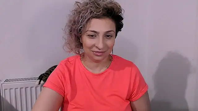 Snapshot of AAARUNY chatting on 02-01-26, 12:04 AAARUNY online show from 02-01-26, 12:04