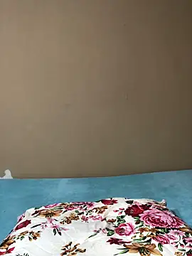 MissREAHx online show from 05-26-26, 10:17