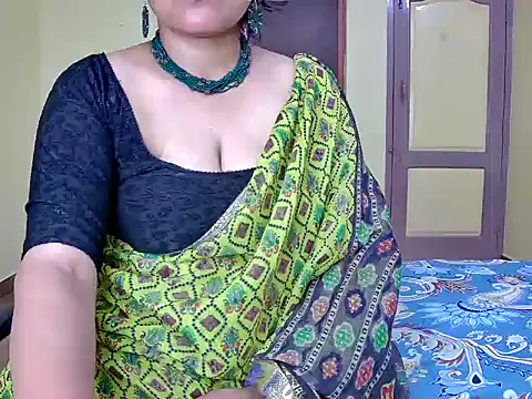 Snapshot of MasTANIYA chatting on 10-27-25, 05:11 MasTANIYA online show from 10-27-25, 05:11