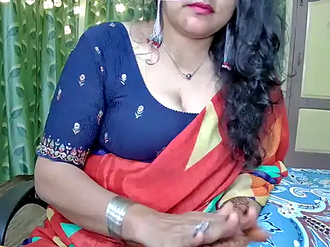 Snapshot of MasTANIYA chatting on 12-15-25, 07:07 MasTANIYA online show from 12-15-25, 07:07