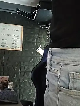 jacobs shelby online show from 09-27-25, 02:22