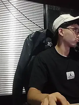 jacobs shelby online show from 10-18-25, 12:17