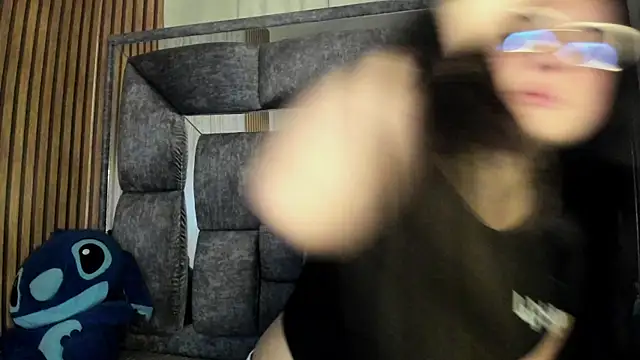 Cherry  Hot online show from 10-24-25, 12:19