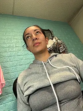 SALOME KORLAND online show from 10-27-25, 11:47