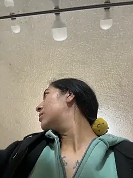 SALOME KORLAND online show from 04-16-26, 06:52