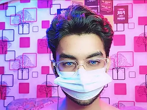 ChiseledCharm online show from 10-10-25, 07:35