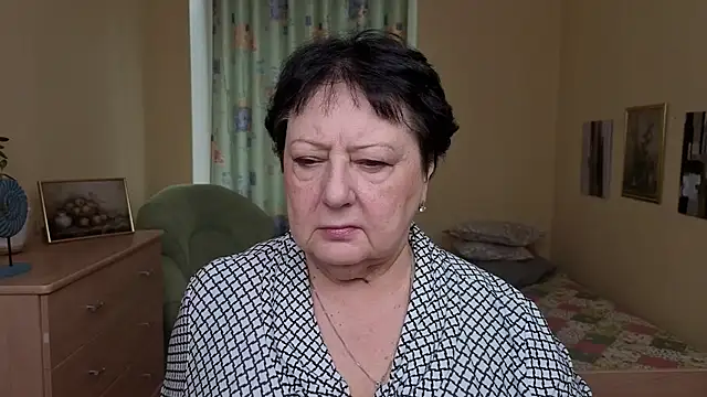 Snapshot of Margo_Moll chatting on 12-04-25, 07:28 Margo Moll online show from 12-04-25, 07:28