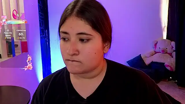 Snapshot of Gaby__Howards chatting on 09-21-25, 07:04 Gaby Howards online show from 09-21-25, 07:04