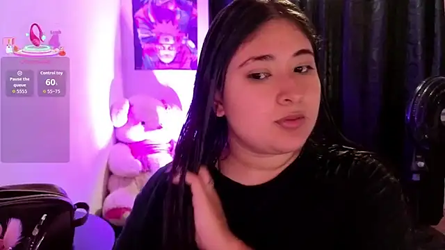 Snapshot of Gaby__Howards chatting on 10-17-25, 07:05 Gaby Howards online show from 10-17-25, 07:05