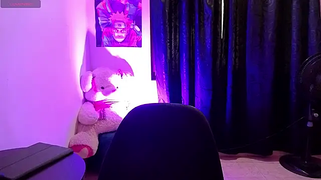 Snapshot of Gaby__Howards chatting on 10-20-25, 07:03 Gaby Howards online show from 10-20-25, 07:03