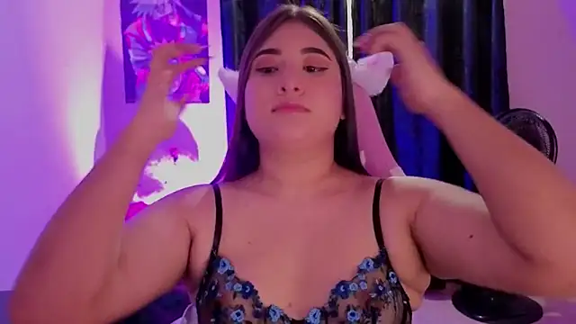 Snapshot of Gaby__Howards chatting on 10-25-25, 07:08 Gaby Howards online show from 10-25-25, 07:08