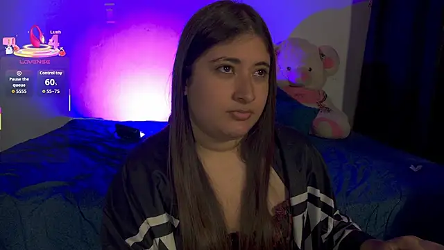 Snapshot of Gaby__Howards chatting on 11-02-25, 07:05 Gaby Howards online show from 11-02-25, 07:05