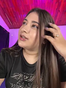 Snapshot of Gaby__Howards chatting on 11-30-25, 07:07 Gaby Howards online show from 11-30-25, 07:07