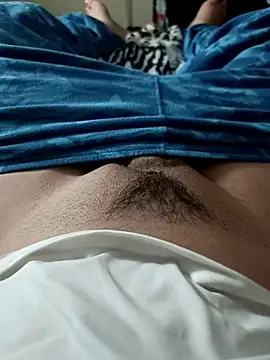 Snapshot of Ravenvodka chatting on 11-03-25, 07:53 Ravenvodka online show from 11-03-25, 07:53