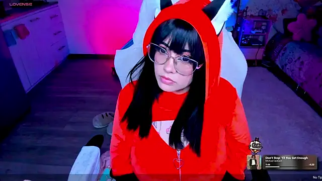 AlyssaRomanova online show from 04-17-26, 03:53