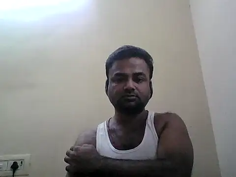 sree4143 online show from 09-30-25, 11:37