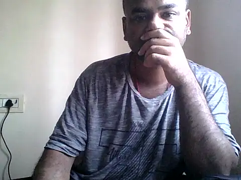 sree4143 online show from 11-24-25, 02:44