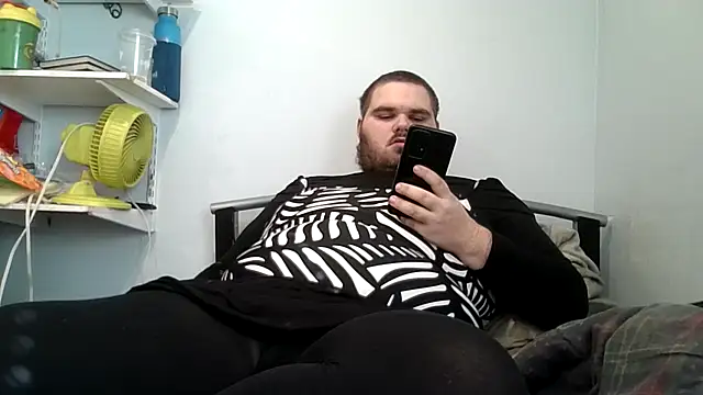 Snapshot of alexthe9t chatting on 12-02-25, 06:36 alexthe9t online show from 12-02-25, 06:36