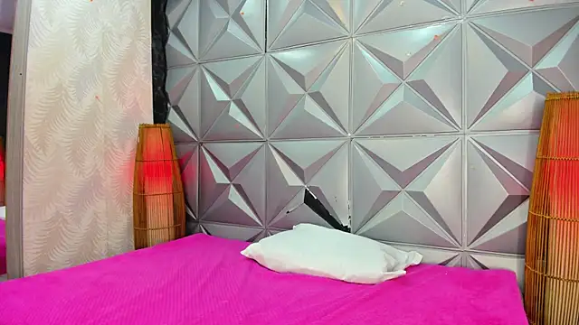 GreciaFox1 online show from 12-15-25, 11:25