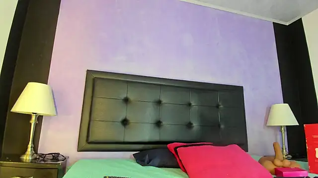 GreciaFox1 online show from 04-01-26, 12:06