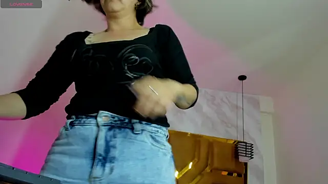 Luciifeer  online show from 09-24-25, 06:33