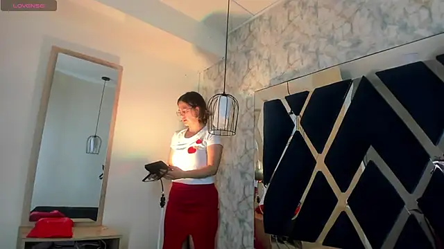 Luciifeer  online show from 11-15-25, 06:26