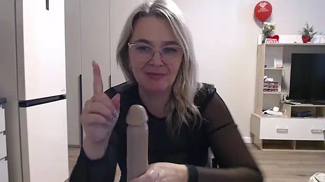 EleanoraDream online show from 03-24-26, 07:13