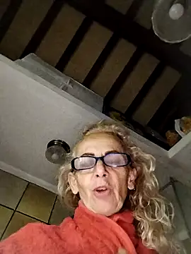 clarabell4 online show from 04-20-26, 05:43