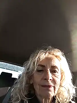 clarabell4 online show from 04-27-26, 06:44