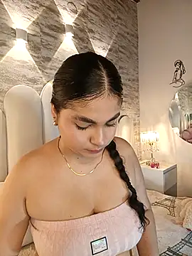 Yassy vazquez online show from 04-07-26, 07:25