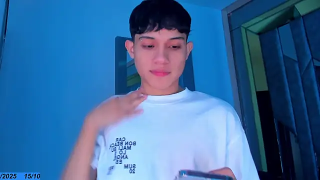 Sebax Young online show from 10-15-25, 08:09