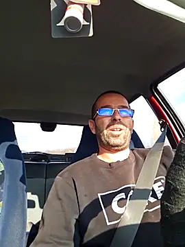 Snapshot of Thomas043 chatting on 11-09-25, 11:08 Thomas043 online show from 11-09-25, 11:08