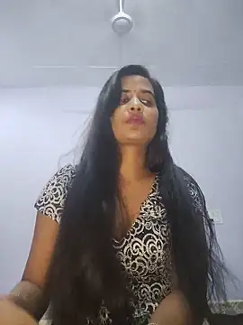 cute radhikaa online show from 05-28-26, 06:32