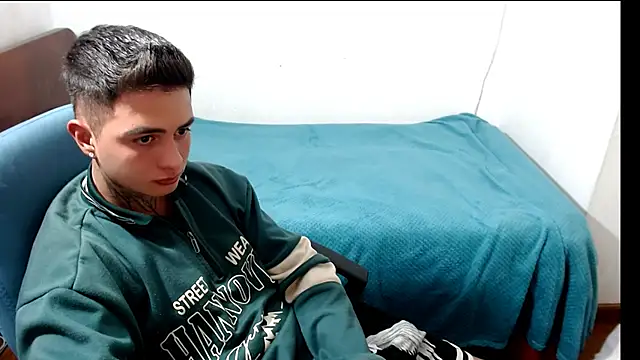 santii ss online show from 09-10-25, 02:00