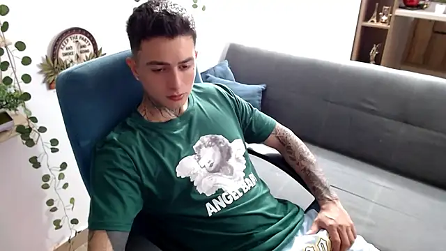 santii ss online show from 03-20-26, 02:16