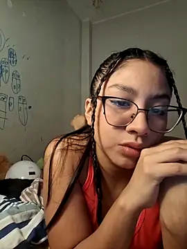 honeysweet111 online show from 05-27-26, 08:17