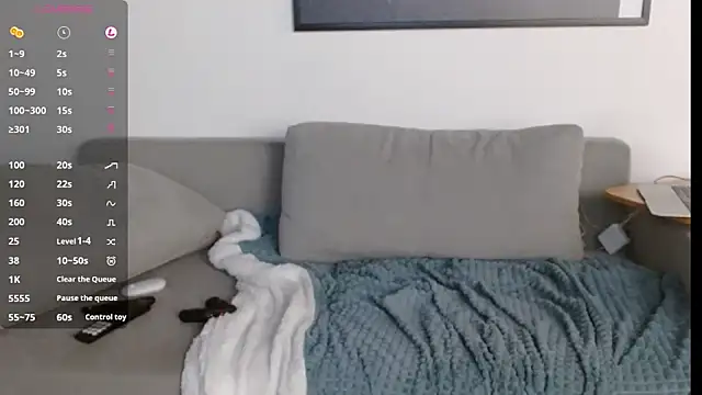 alloallo420 online show from 10-22-25, 05:52