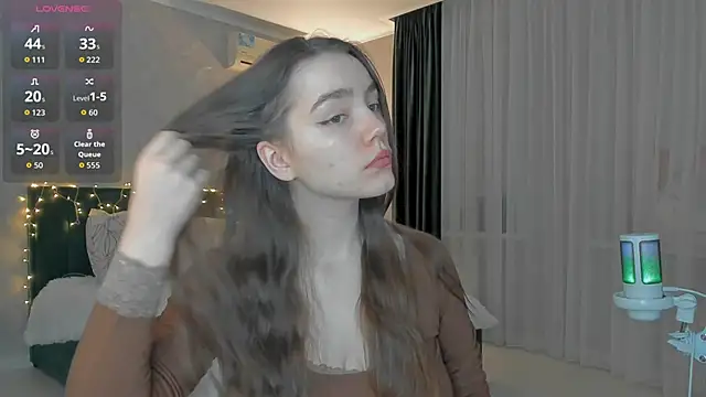 sweete chantal online show from 02-12-26, 03:34