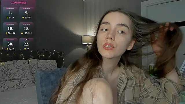 Snapshot of sweete_chantal chatting on 04-27-26, 07:12 sweete chantal online show from 04-27-26, 07:12