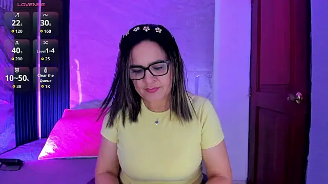 Agatha Pleasure online show from 03-04-26, 12:00