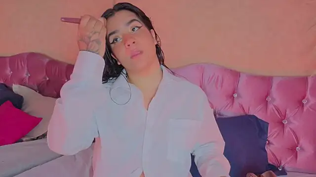 KARINAJTORRES online show from 11-26-25, 09:38