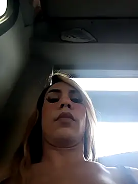 Daliana Gounbolt online show from 10-31-25, 11:44