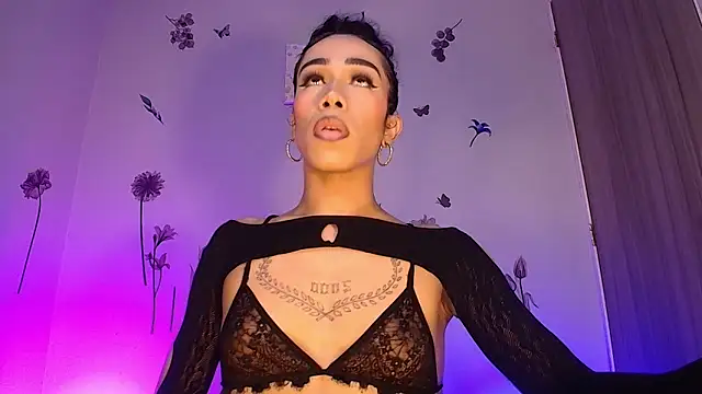 Snapshot of Barbydominant_fetish chatting on 10-01-25, 08:20 Barbydominant fetish online show from 10-01-25, 08:20