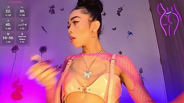 Snapshot of Barbydominant_fetish chatting on 10-12-25, 11:15 Barbydominant fetish online show from 10-12-25, 11:15