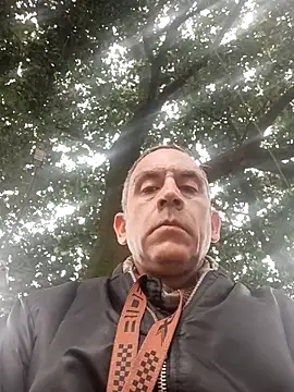 albert guzmann online show from 10-29-25, 11:45
