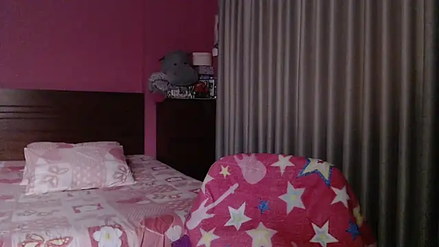 Snapshot of ConnieMagic chatting on 10-18-25, 10:54 ConnieMagic online show from 10-18-25, 10:54