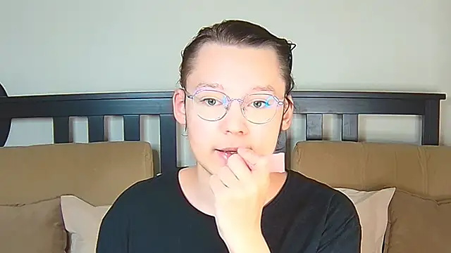 Derek Carter online show from 11-17-25, 11:27