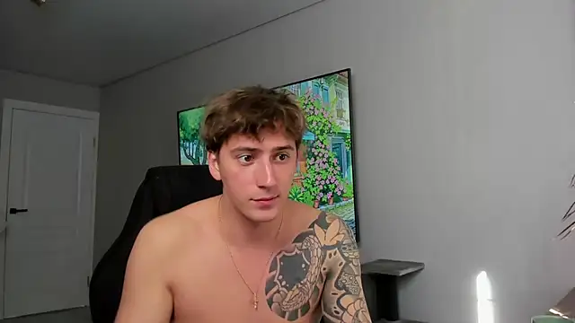 DaniHort online show from 04-21-26, 08:42