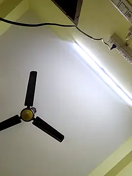 Snapshot of radhika2 chatting on 11-14-25, 07:01 radhika2 online show from 11-14-25, 07:01