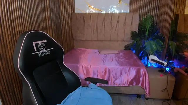 juanita tay online show from 04-20-26, 11:35